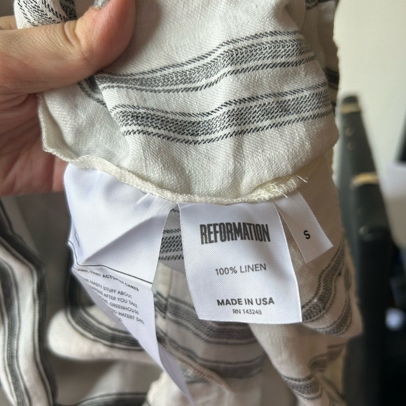 Reformation Carmen Stripe Linen Dress - Picture 6 of 8